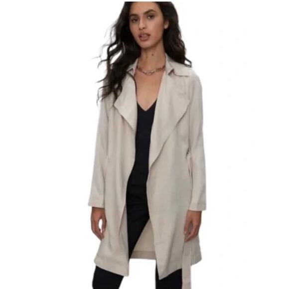 Aritzia Babaton Lawson Lightweight Trench Coat Cream Size Large - Picture 2 of 12